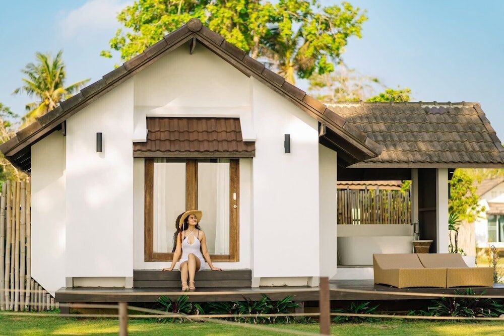 Фото Chumphon Cabana Resort