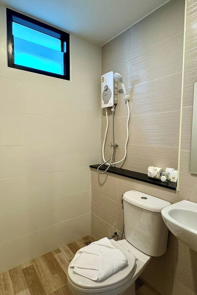 Фото Tanwa Hotel