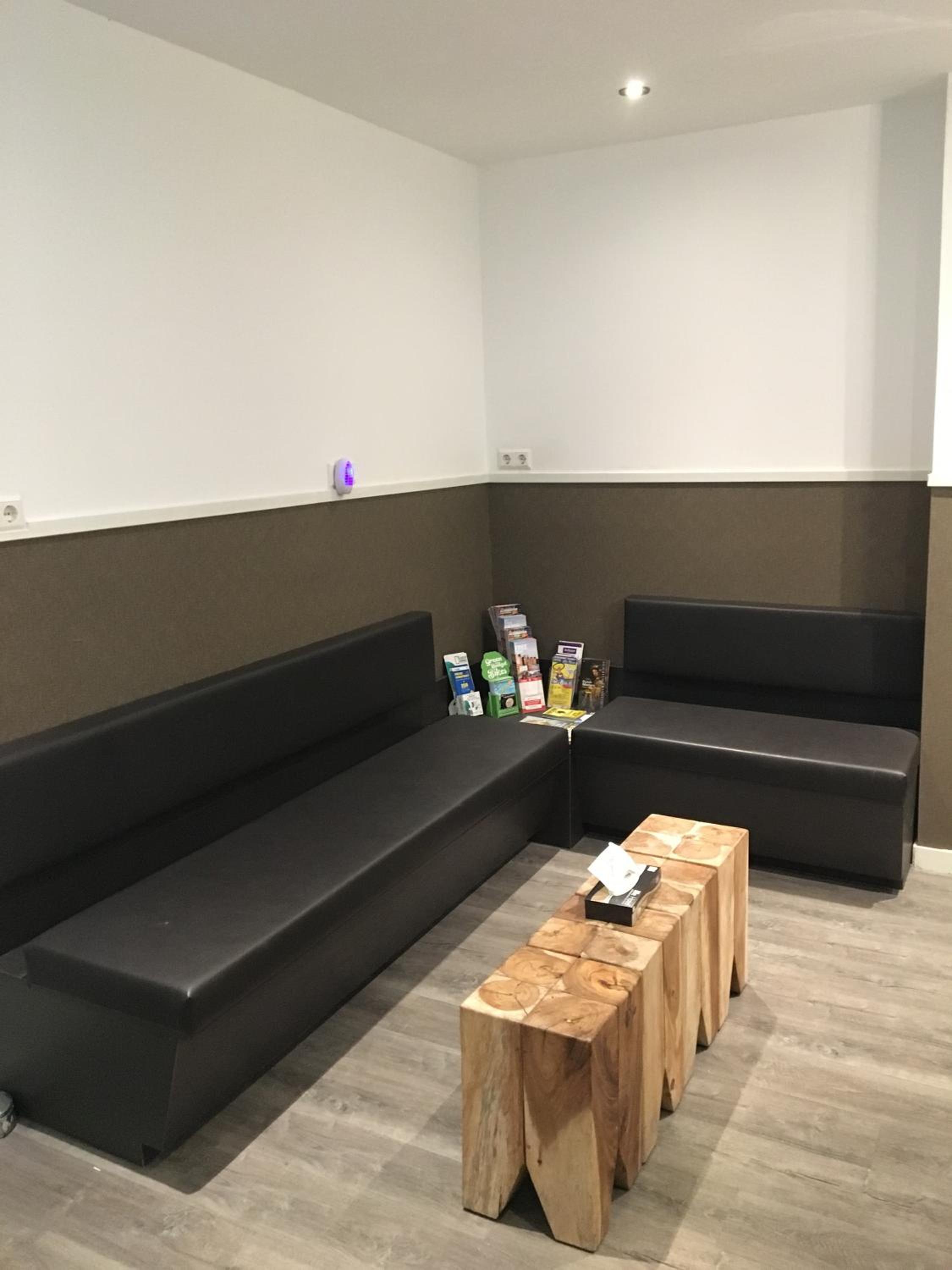 Фото Hotel Manofa