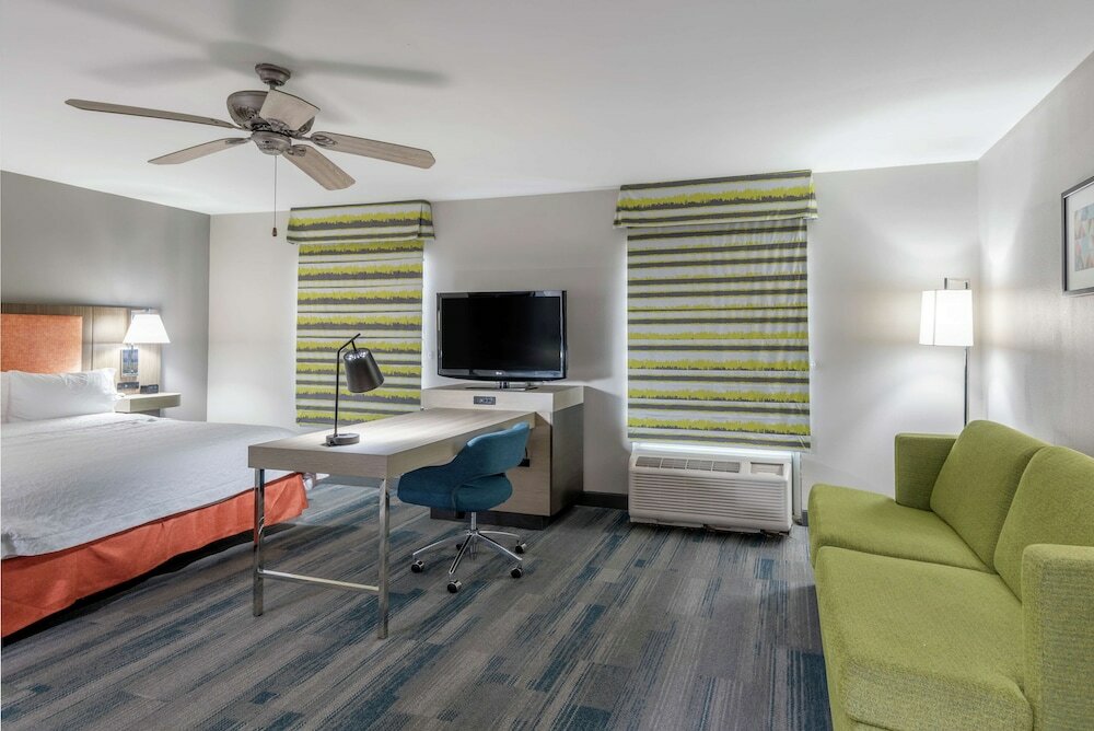 Фото Hampton Inn Brownwood