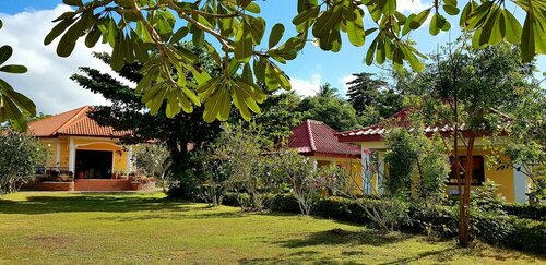 Гостиница Luxor Resort and Restaurant в Провинции Мариндуке