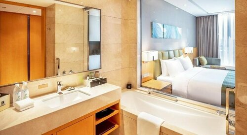 Гостиница Holiday Inn Neijiang Riverside, an Ihg Hotel в Нэйцзяне