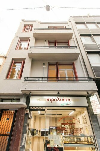 Karitsi Place