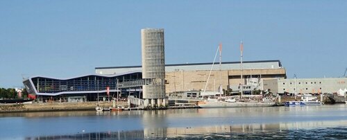 Гостиница The Originals City, Hôtel Les Océanes, Lorient в Лорьяне