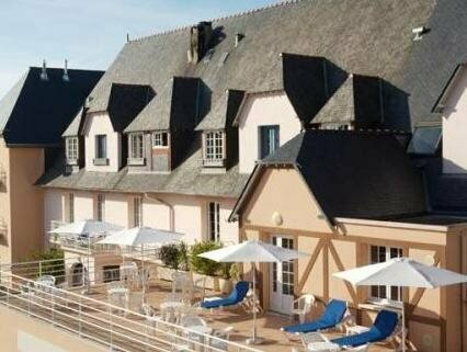 Гостиница Hôtel de Diane в Динане