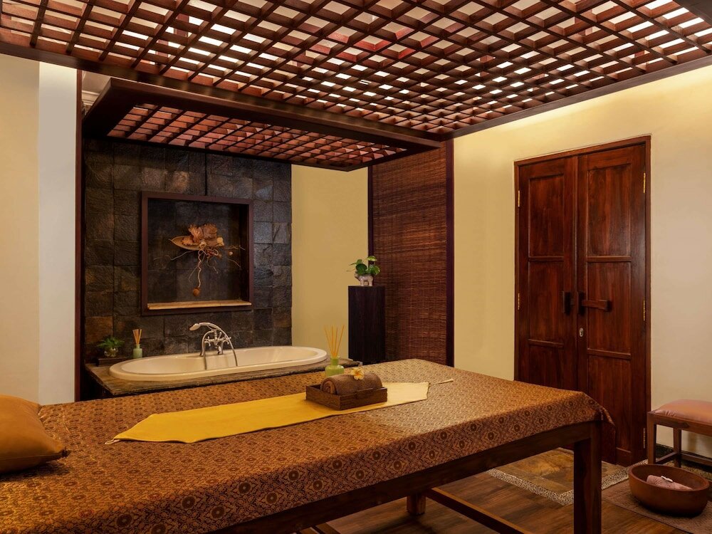 Фото Hotel Majapahit Surabaya - MGallery