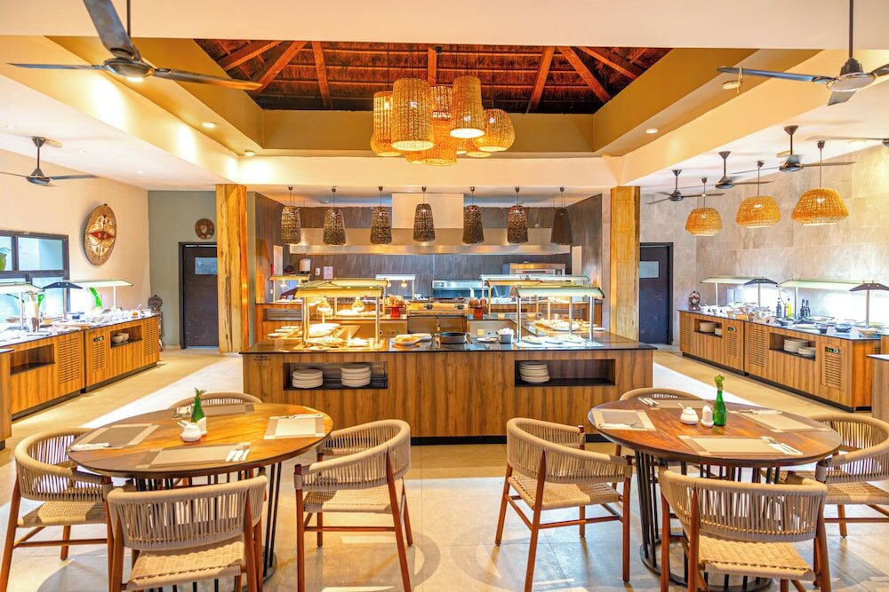 Фото Sunprime Tamala Beach Resort