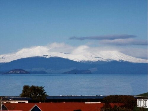 Гостиница Lake Taupo Motor Inn в Таупо