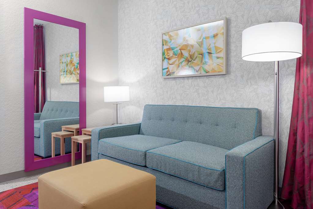 Фото Home2 Suites by Hilton Orlando South Park
