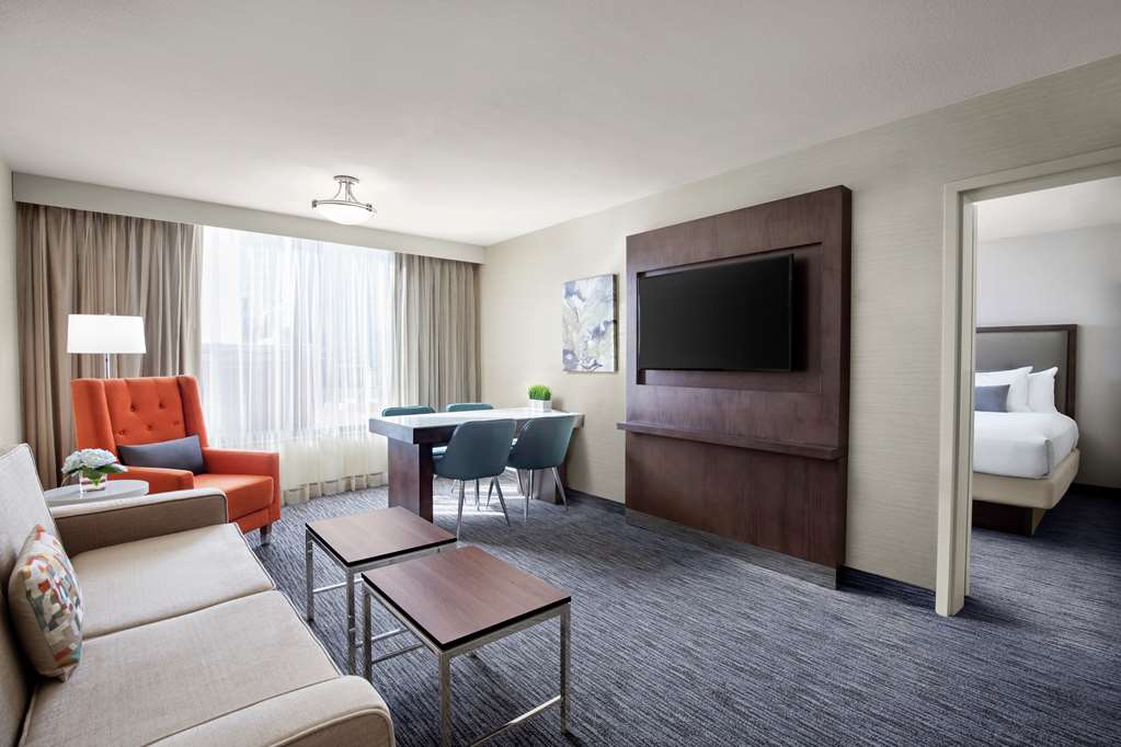 Фото Embassy Suites by Hilton Fort Worth Downtown