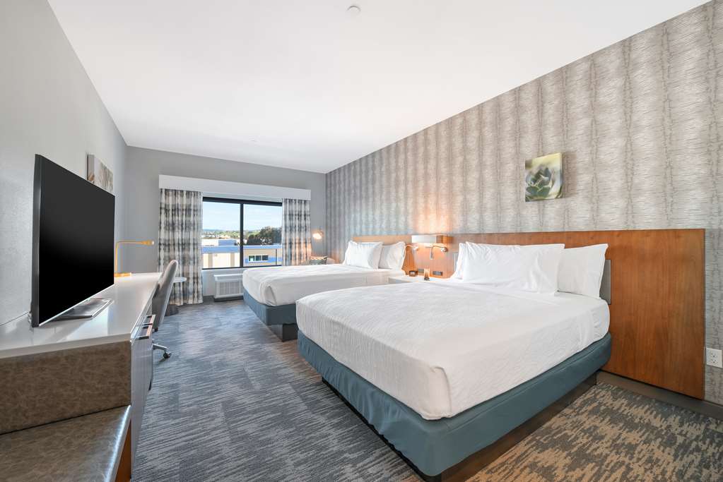 Фото Hilton Garden Inn Fremont Milpitas