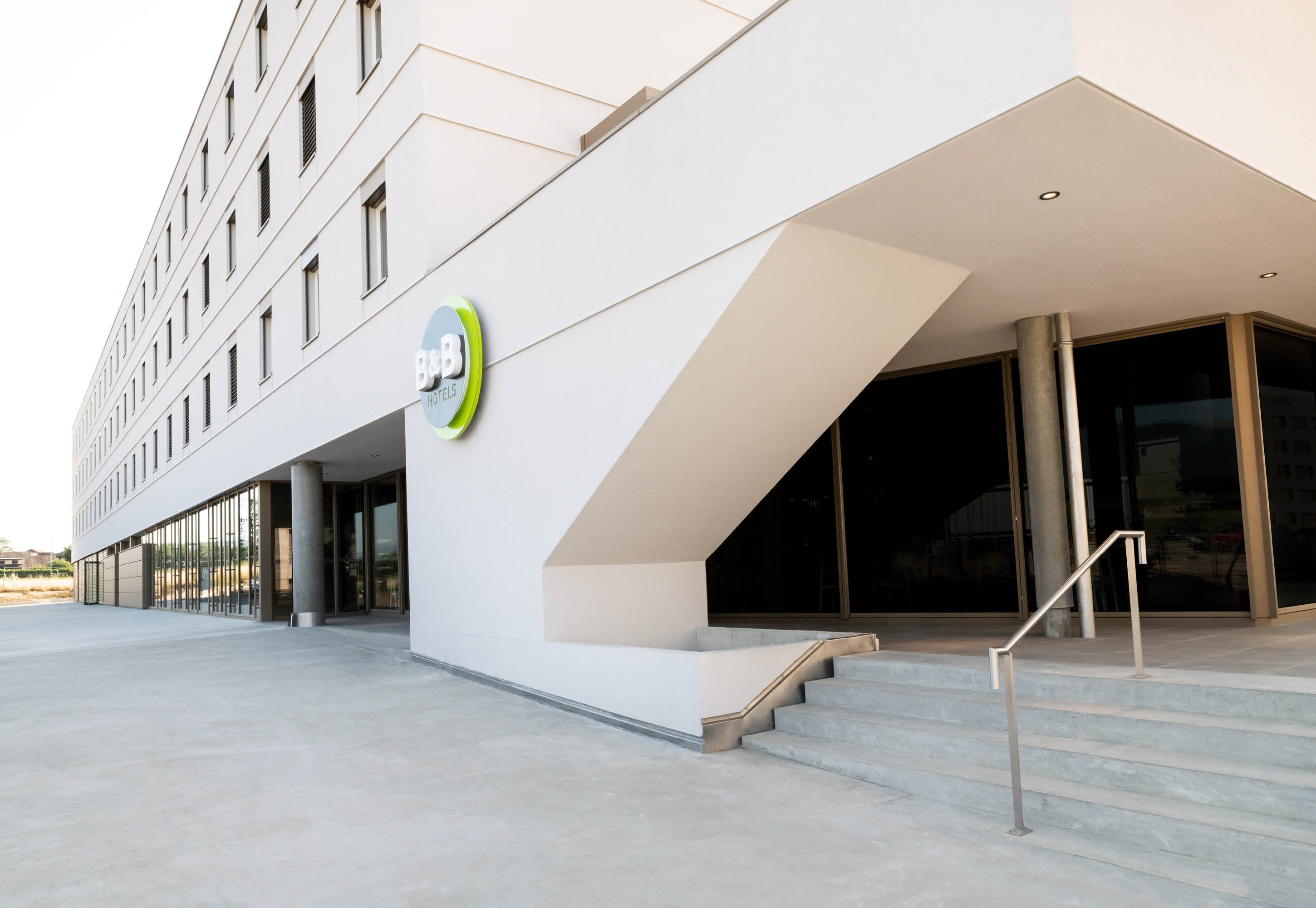 Фото B&b Hotel Nyon