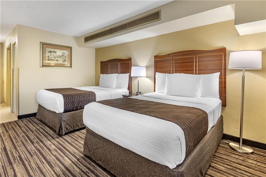 Фото Best Western Plus North Miami/Bal Harbour