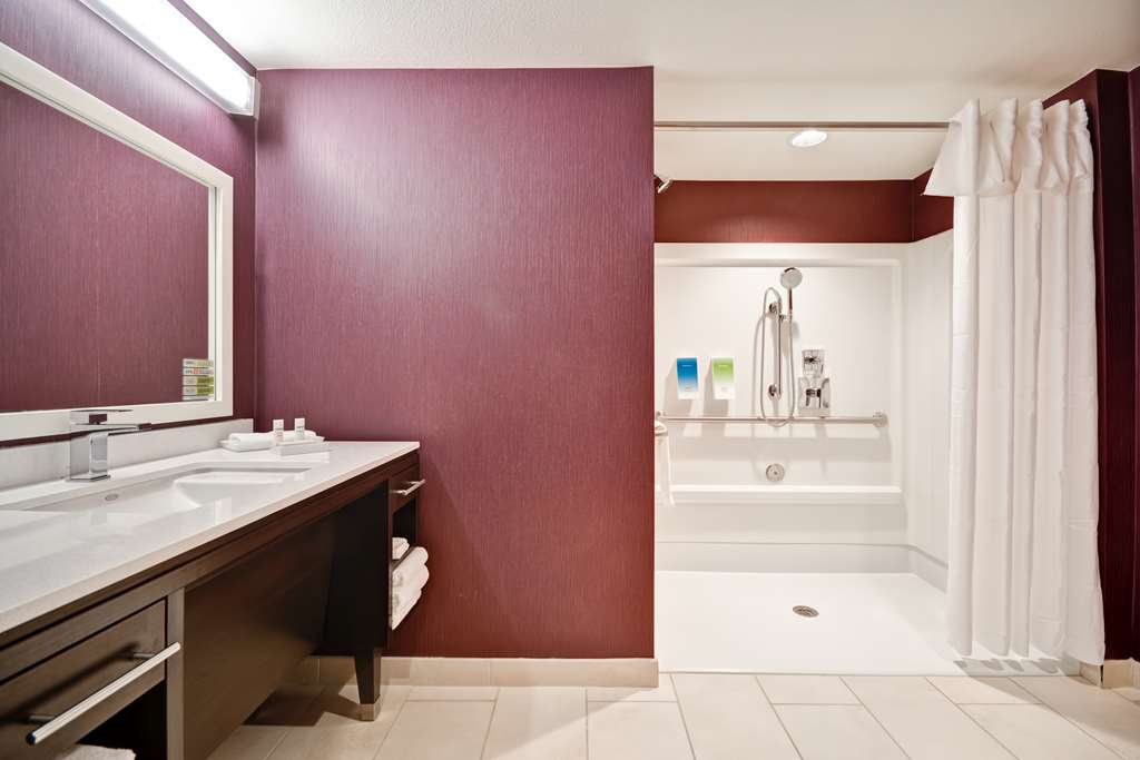 Фото Home2 Suites by Hilton Livermore