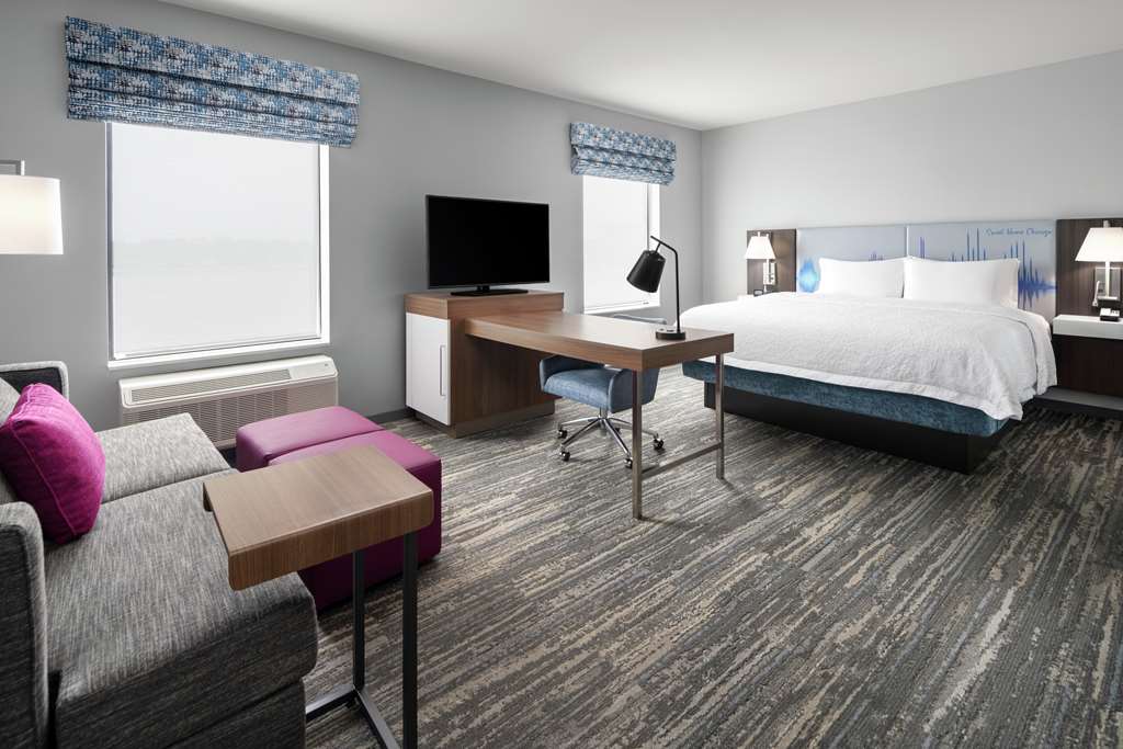 Фото Hampton Inn & Suites Bridgeview Chicago