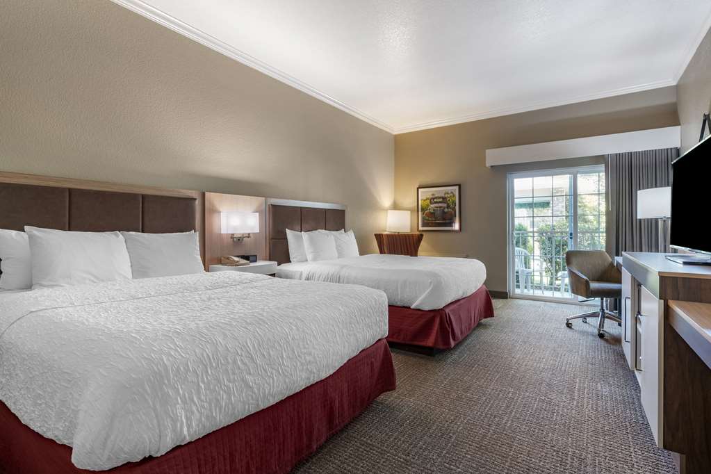 Фото Hampton Inn Ukiah