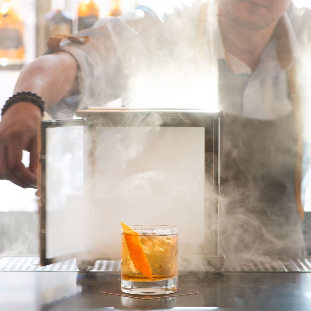 Фото The Charter Hotel Seattle, Curio Collection by Hilton