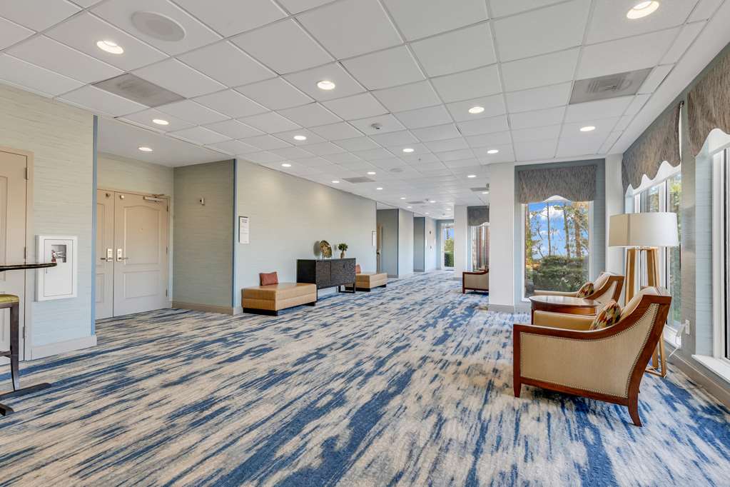 Фото Hilton Garden Inn Myrtle Beach/Coastal Grand Mall