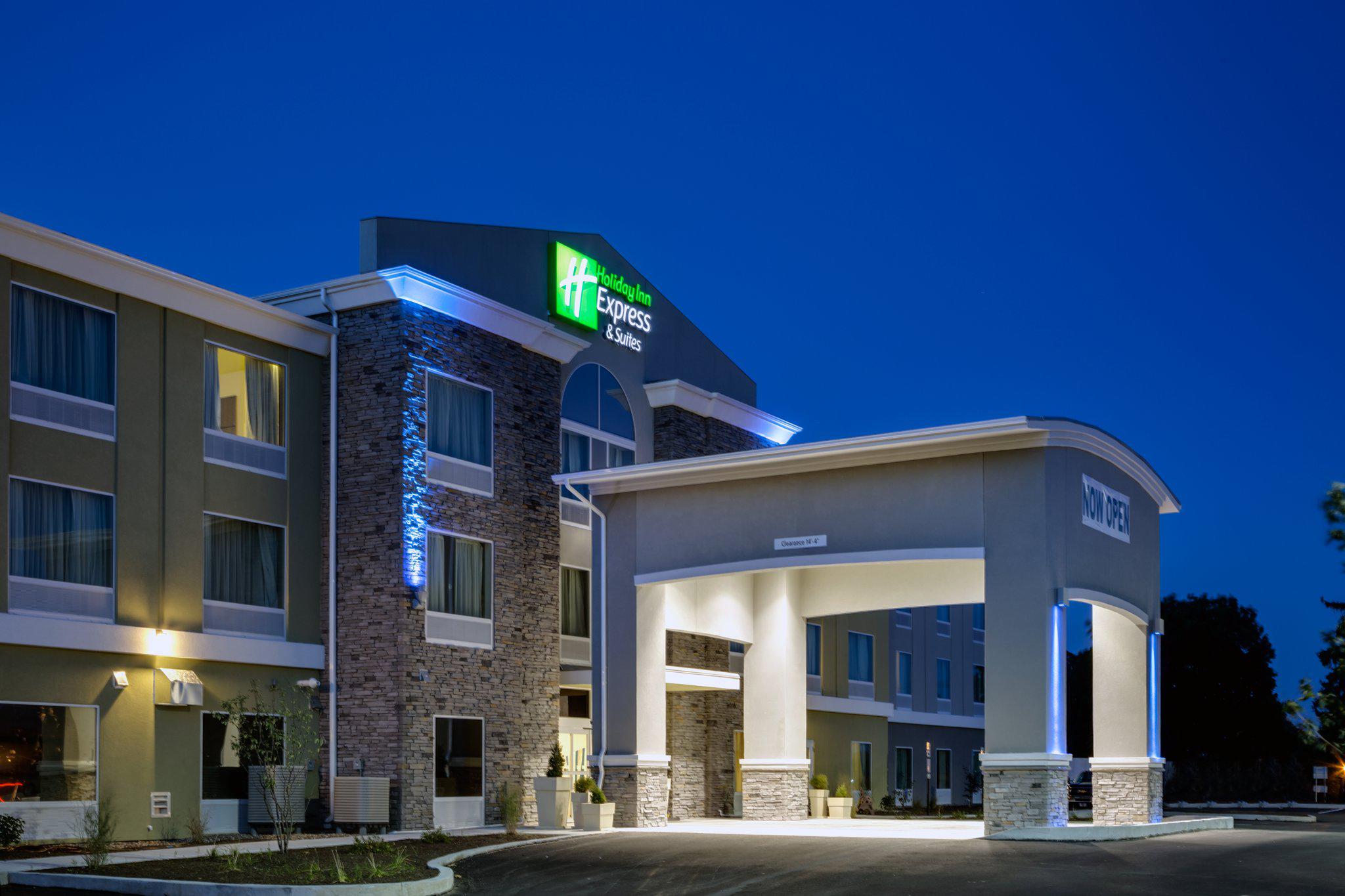 Фото Holiday Inn Express Hotel & Suites, Carlisle-Harrisburg Area, an Ihg Hotel