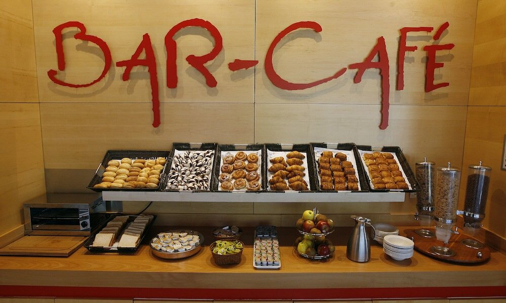 Фото Travelodge Madrid Torrelaguna