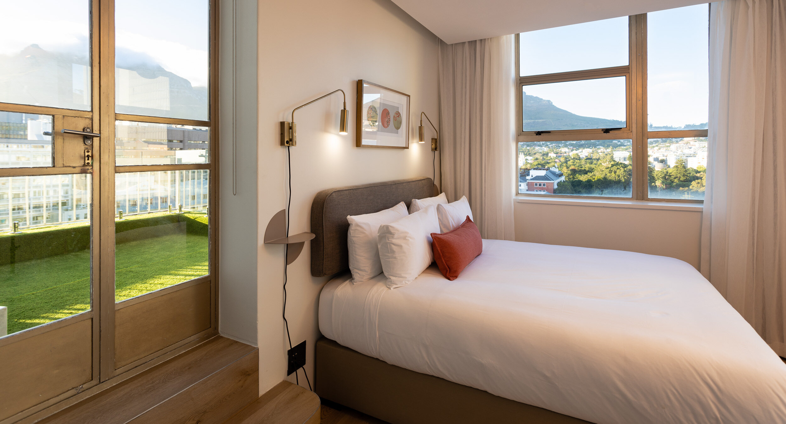 Фото Habitat Aparthotel by Totalstay