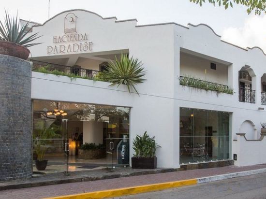 Фото Hacienda Paradise Hotel by Hospitality Wellbeing