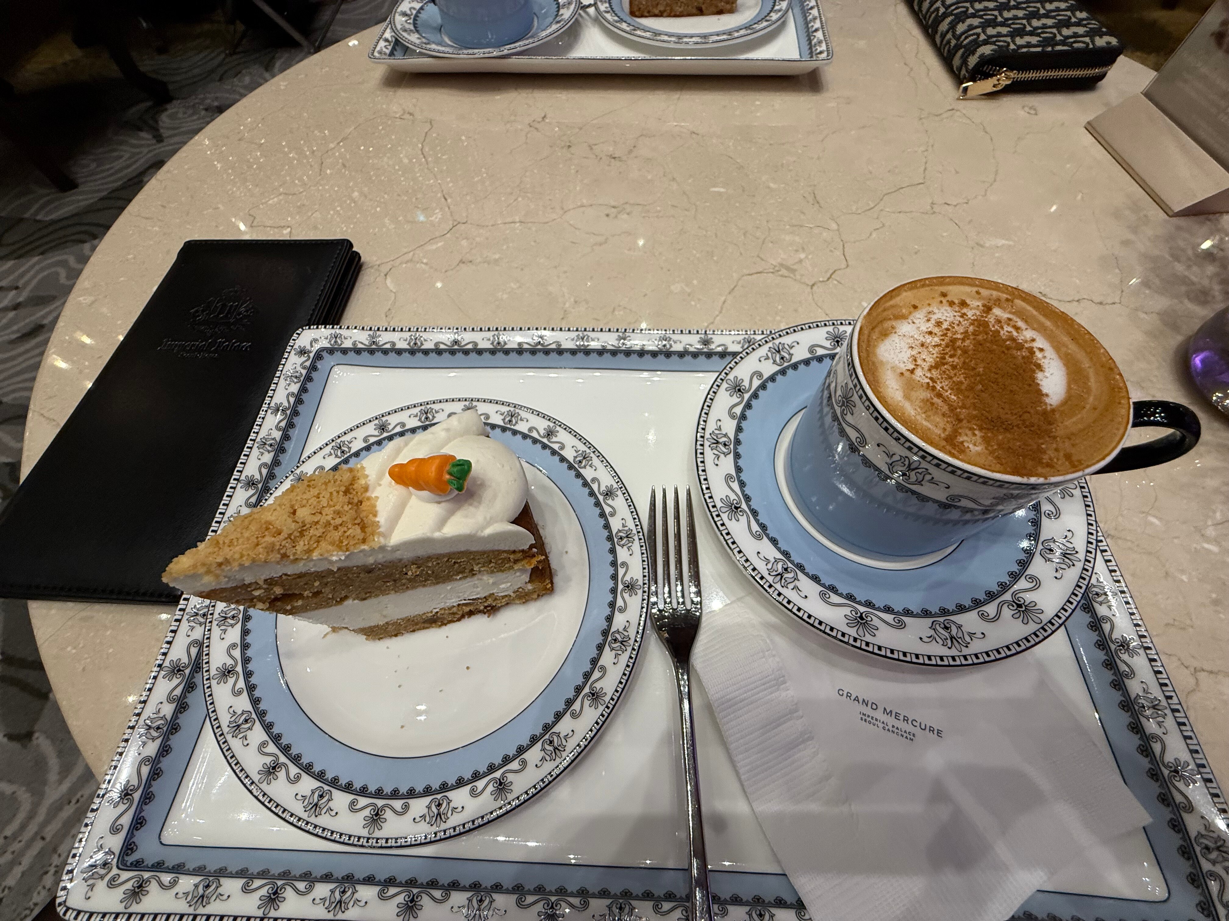 Фото Imperial Palace