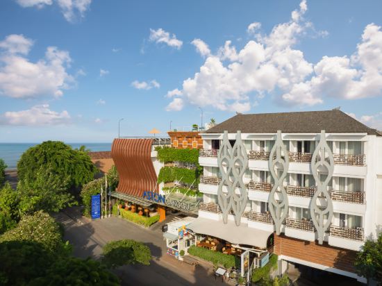 Фото Aston Canggu Beach Resort