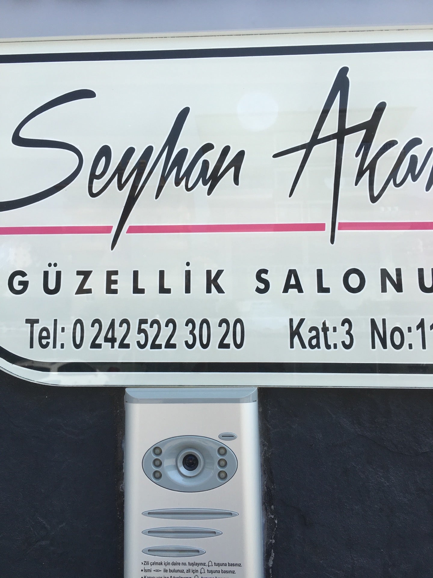 Seyhan Akan Guzellik Salonu