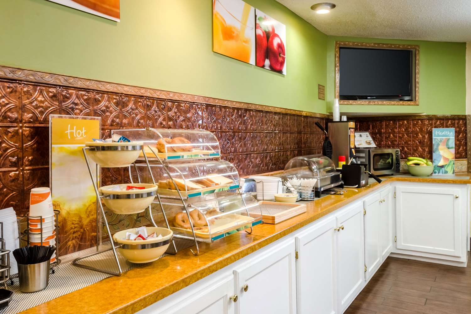 Фото Quality Inn Meridian