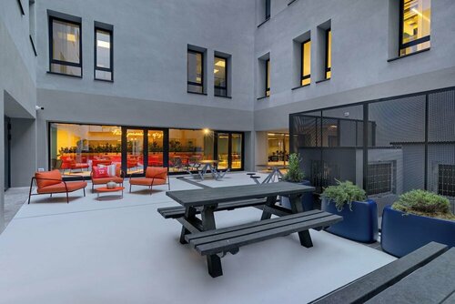 Гостиница CX Naples Centrale Campus & Hotel в Неаполе