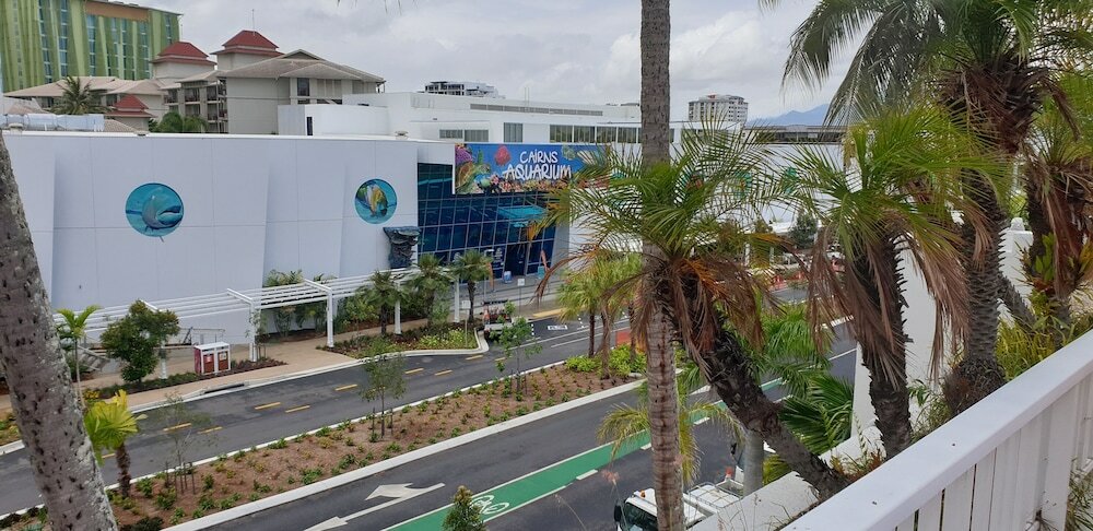 Фото Ramada by Wyndham Cairns City Centre