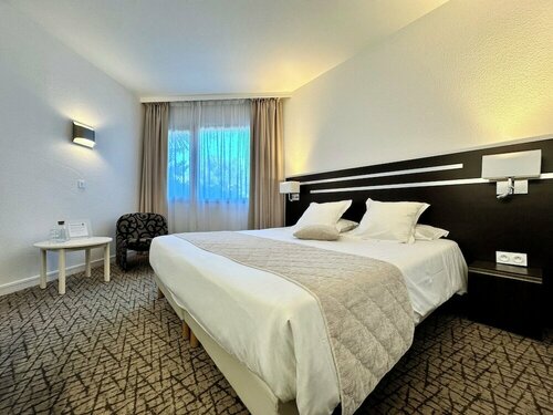 Гостиница Hôtel Chantereyne в Шербур-Октевиле