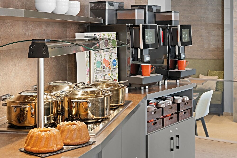 Фото Leonardo Hotel Salzburg City Center