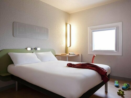 Гостиница ibis budget Pontault Combault RN4 Marne la Vallée в Ножан-сюре-Марне