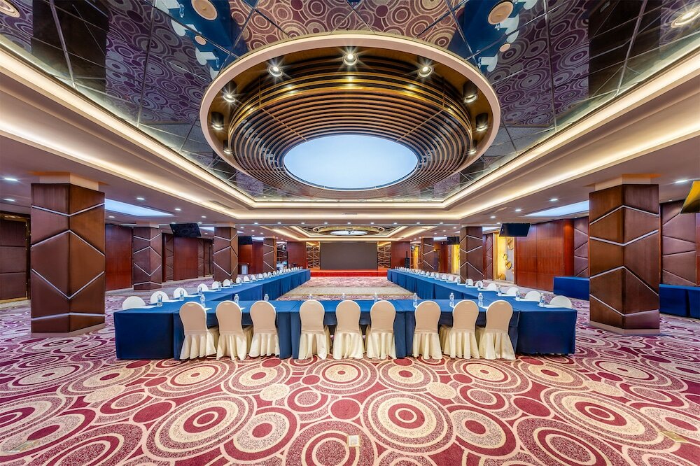 Фото Holiday Inn Wuhan Riverside, an Ihg Hotel