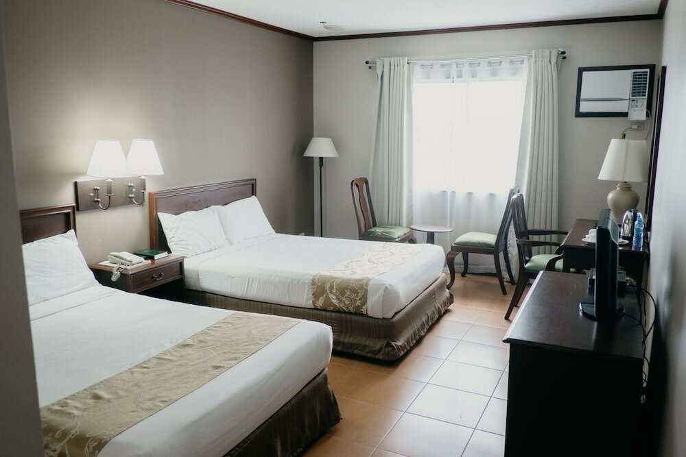 Фото East Asia Royale Hotel