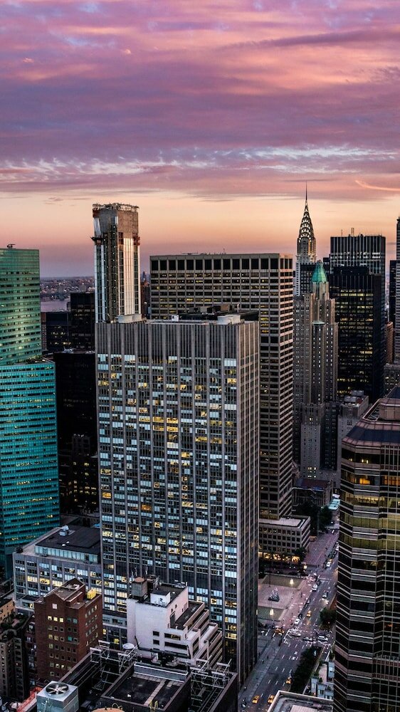 Фото Four Seasons Hotel New York