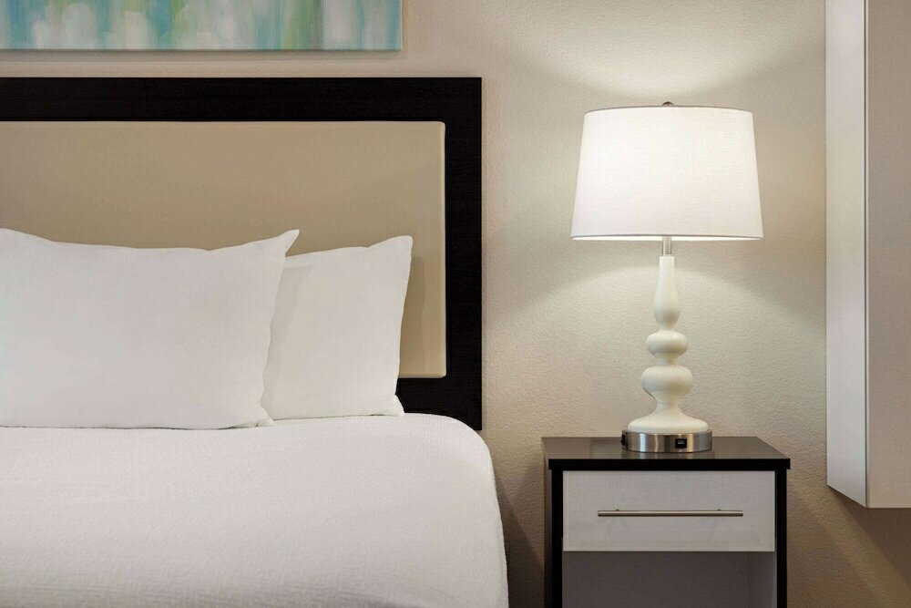 Фото Waterwalk Raleigh Rtp