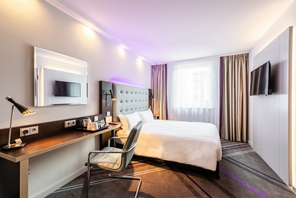 Фото Premier Inn Hamburg City Millerntor