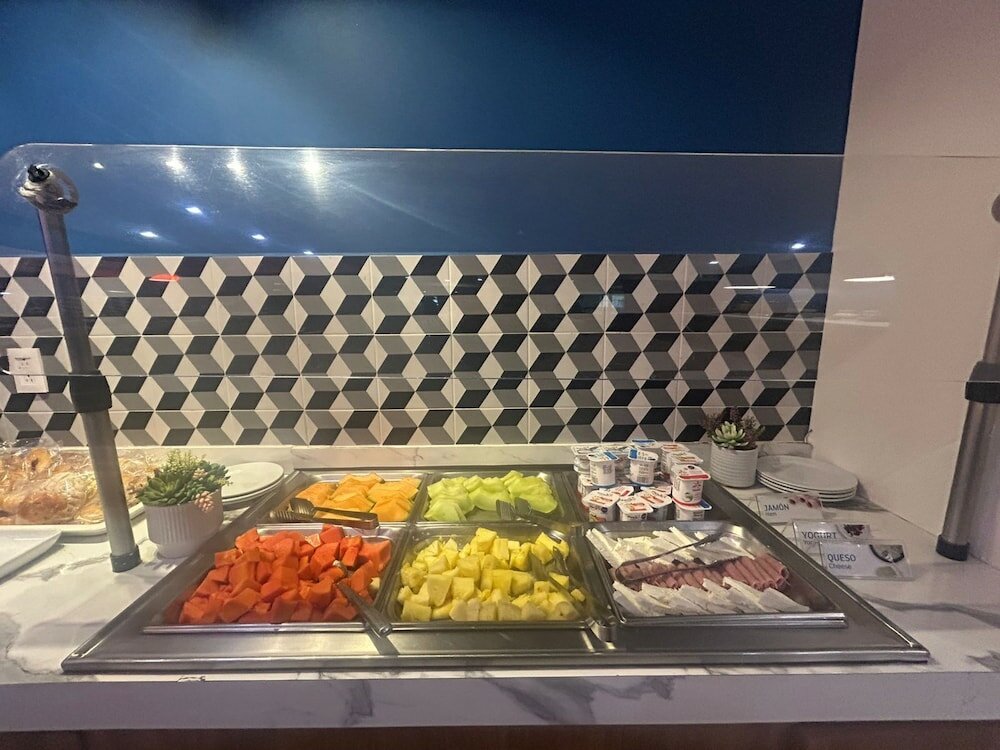 Фото Holiday Inn Express Mexico Aeropuerto