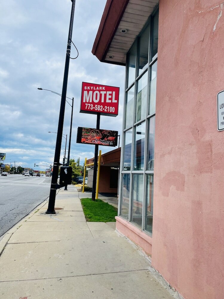 Фото Skylark Motel