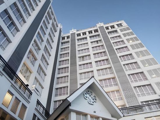 Фото Grand Darmo Suite by Amithya