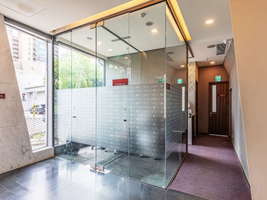 Фото The Galerie Hotel
