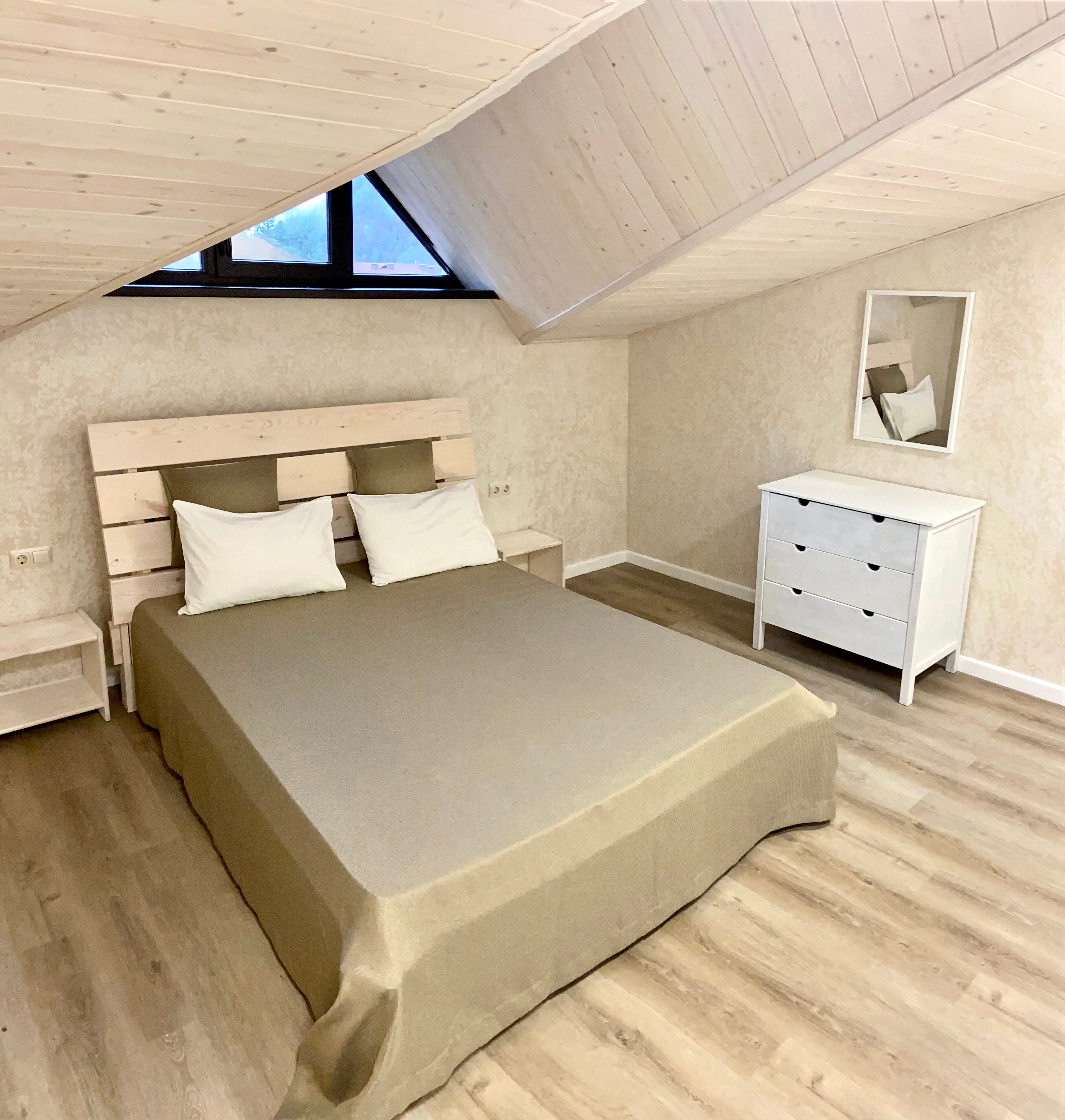 Фото Альпийский Двор