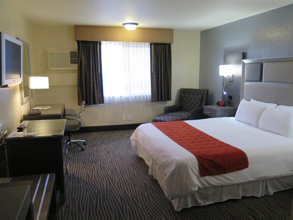 Фото Bonanza Inn & Suites