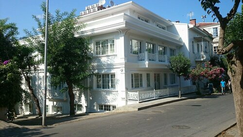 Внешний вид отеля Büyükada Çankaya Hotel в Принцевах острове, фото 3