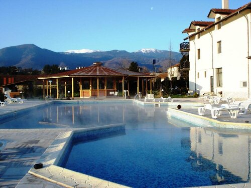 Гостиница Dolna Bania Hotel в Софийской области