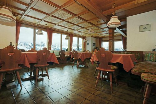 Гостиница Hotel Tannenboden - Steinbock в Кантоне Санкт-Галлен