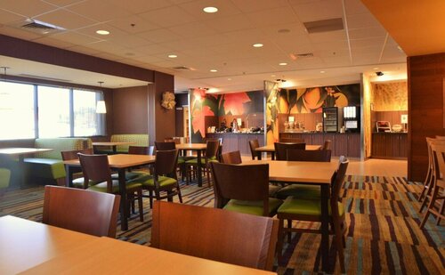 Гостиница Fairfield Inn & Suites Dunn I-95 в Данне